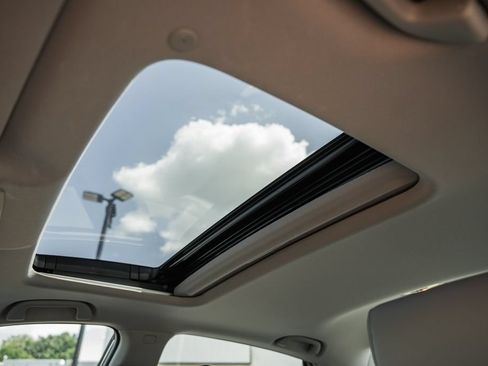 Used 2018 Honda Accord Touring image 41