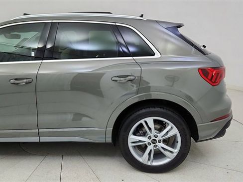 Used 2024 Audi Q3 2.0T Premium Plus image 10