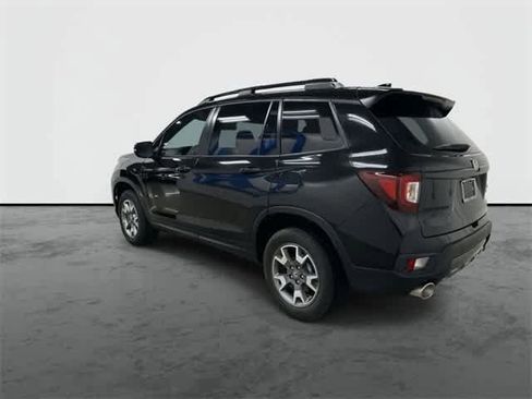 Certified 2023 Honda Passport TrailSport image 9
