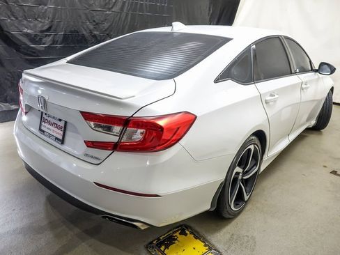 Used 2019 Honda Accord Sport image 7