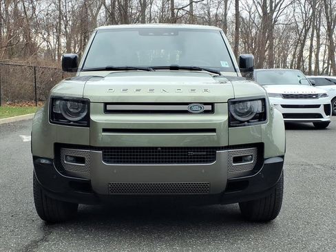 Certified 2023 Land Rover Defender 110 X-Dynamic SE image 8