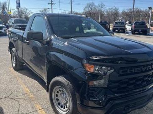 Used 2025 Chevrolet Silverado 1500 W/T w/ Trailering Package AWD/4WD image 1