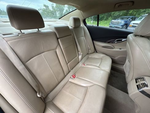 Used 2010 Buick LaCrosse CXS FWD image 27