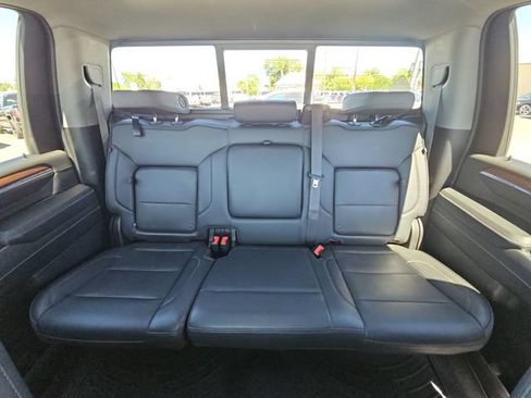 Used 2024 GMC Sierra 3500 Denali w/ Denali Reserve Package AWD/4WD image 26
