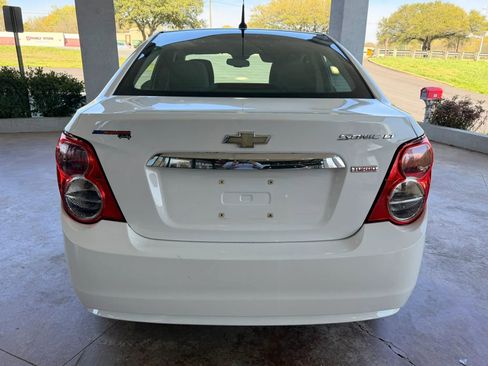 Used 2013 Chevrolet Sonic LT FWD image 5