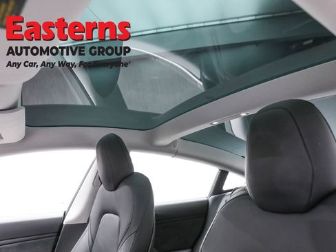 Used 2019 Tesla Model 3 Long Range image 31