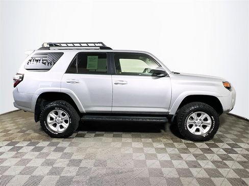 Used 2019 Toyota 4Runner SR5 image 9