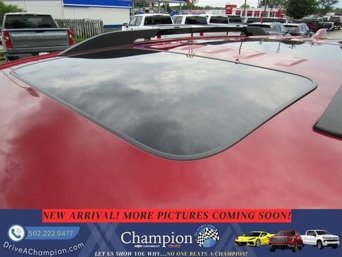 Used 2020 GMC Acadia AT4 w/ Driver Alert Package II AWD/4WD image 7