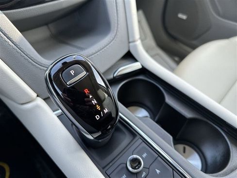 Certified 2023 Cadillac XT5 Premium Luxury image 18