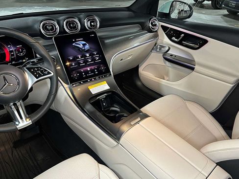 Certified 2026 Mercedes-Benz GLC 300 4MATIC image 43