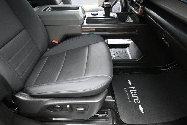 Used 2024 GMC Hummer EV 2X AWD/4WD image 32