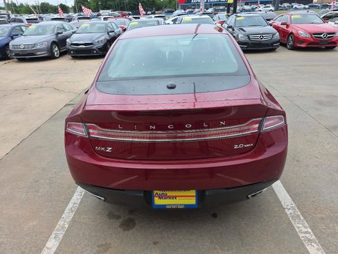 Used 2013 Lincoln MKZ FWD image 6