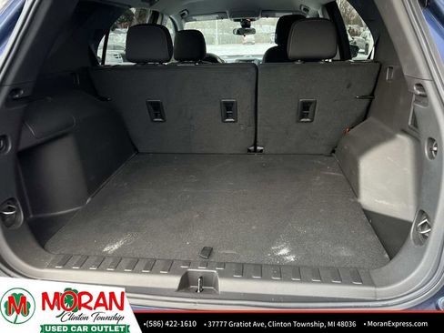 Used 2023 Chevrolet Equinox LT image 11