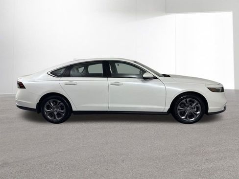 Used 2023 Honda Accord EX image 23