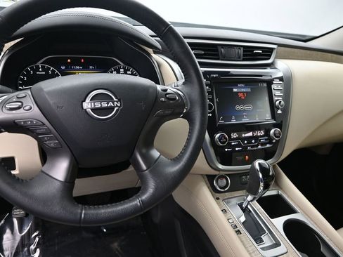 Used 2024 Nissan Murano SV FWD image 23