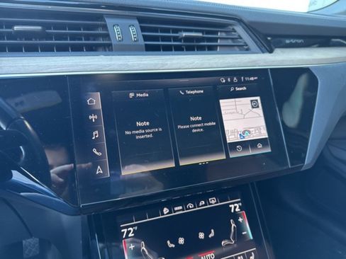 Used 2024 Audi Q8 e-tron Premium Plus image 8