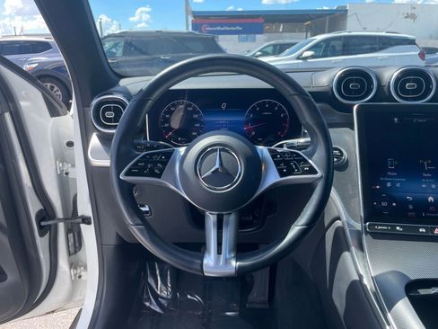 Used 2024 Mercedes-Benz GLC 300 image 28