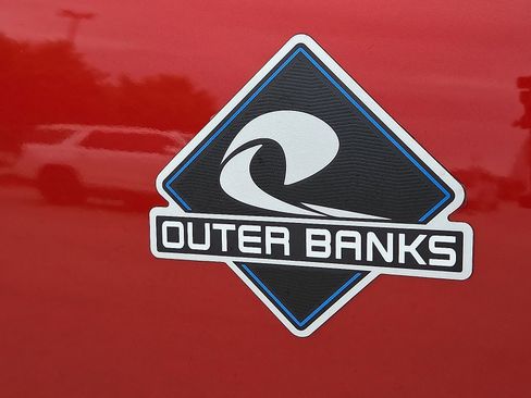 Used 2023 Ford Bronco Outer Banks AWD/4WD image 9