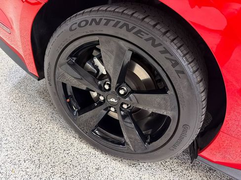 Used 2022 Ford Mustang GT Premium w/ Black Accent Package RWD image 37
