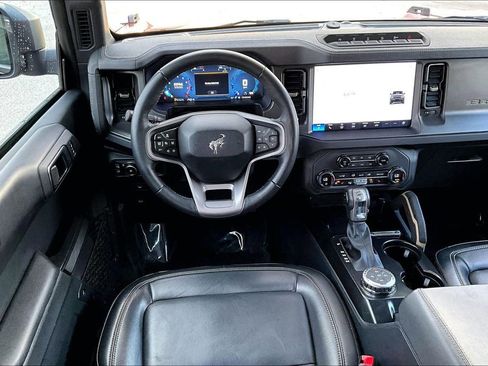 Certified 2025 Ford Bronco Badlands AWD/4WD image 5