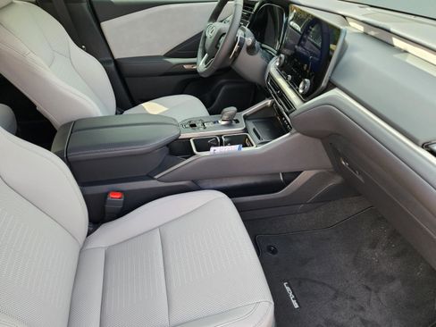 New 2026 Lexus TX 350 AWD image 9