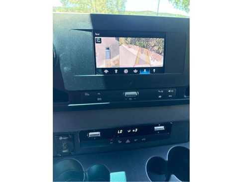 Used 2023 Mercedes-Benz Sprinter 2500 image 14