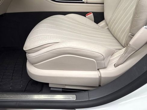 Used 2023 Mercedes-Benz S 500 4MATIC image 11