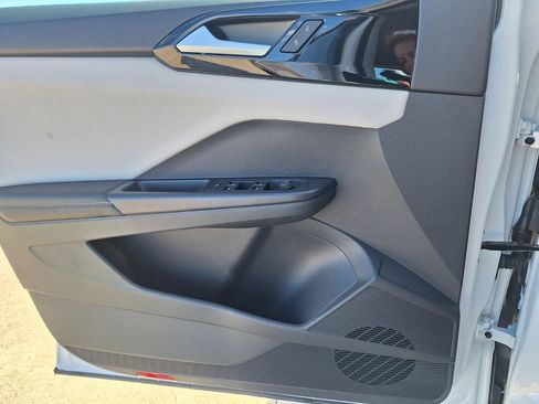 New 2026 Volkswagen Taos S FWD image 20