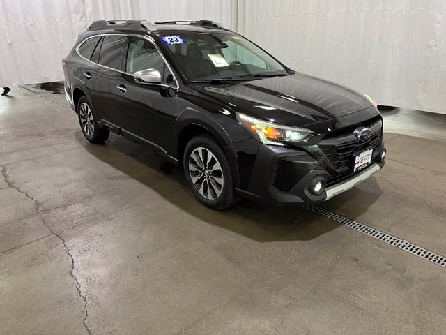 Used 2023 Subaru Outback Touring XT AWD/4WD image 1