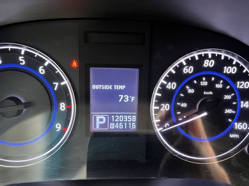 Used 2013 INFINITI G37 x Sedan w/ Premium Pkg AWD/4WD image 28
