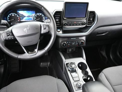 Used 2023 Ford Bronco Sport Badlands image 15