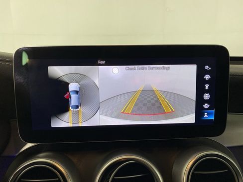 Used 2023 Mercedes-Benz GLC 300 4MATIC Coupe image 21