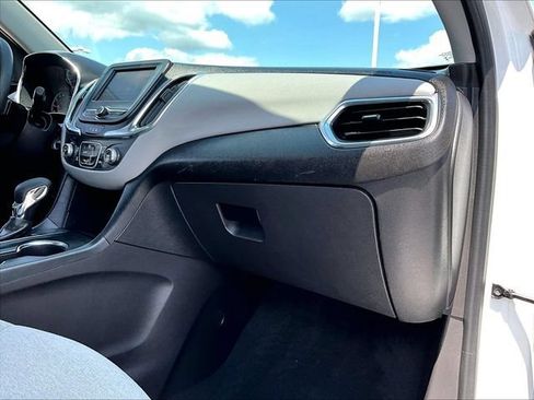Used 2024 Chevrolet Equinox LS FWD image 13