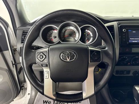 Used 2015 Toyota Tacoma 4x4 Double Cab w/ TRD Off-Road Package image 17