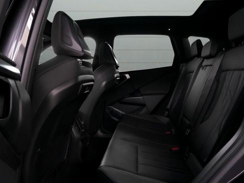 Used 2025 BMW X3 xDrive30i image 46