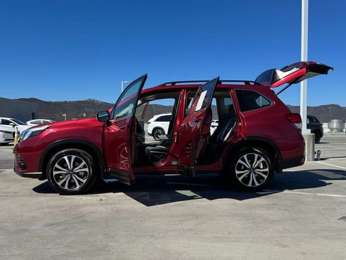 Certified 2024 Subaru Forester Limited w/ Pop Package 2 AWD/4WD image 27