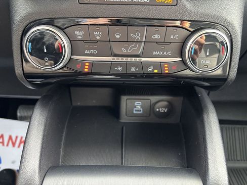 Used 2022 Ford Escape SEL w/ Class II Trailer Tow Package image 26