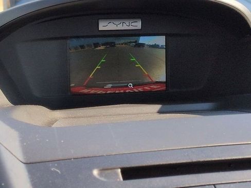 Used 2017 Ford Escape SE w/ SE Cold Weather Package FWD image 12