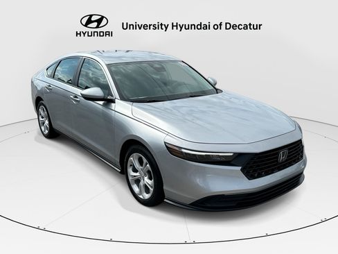 Used 2025 Honda Accord LX image 1