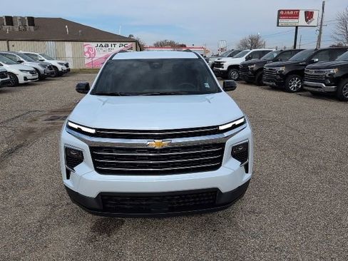 New 2026 Chevrolet Traverse LT w/ LPO, Floor Liner Package image 15