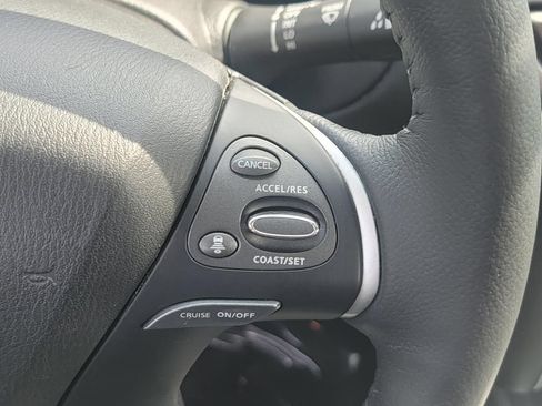 Used 2020 Nissan Pathfinder SL w/ Cargo Package AWD/4WD image 28