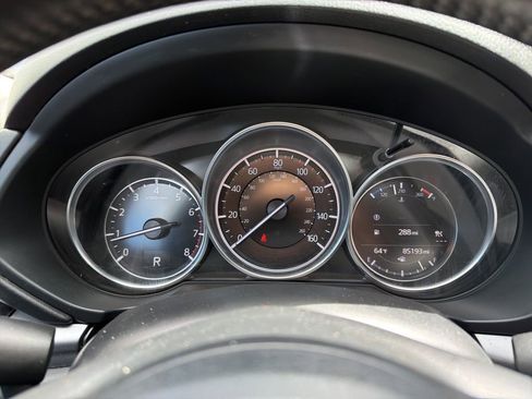 Used 2020 MAZDA CX-5 Touring image 33