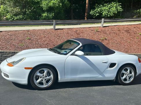 Used 1997 Porsche Boxster RWD image 3