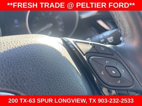 Used 2019 Toyota C-HR XLE image 11