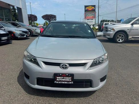 Used 2011 Scion tC FWD image 2