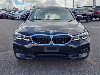 Used 2022 BMW 330i xDrive Sedan w/ Driving Assistance Package AWD/4WD video 2