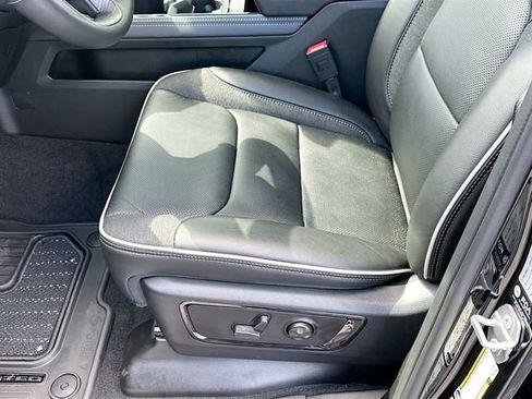 Used 2026 RAM 1500 Limited w/ Night Edition AWD/4WD image 21