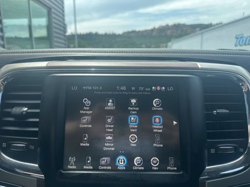 Used 2017 RAM 1500 Laramie w/ Convenience Group AWD/4WD image 21