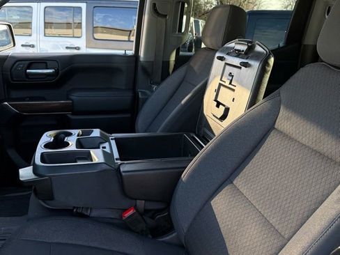 Used 2020 GMC Sierra 1500 SLE w/ SLE Value Package image 22