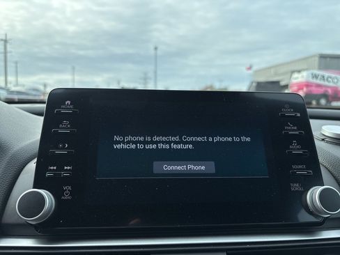 Used 2022 Honda Accord Sport image 15